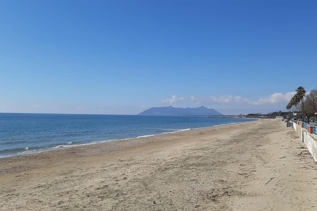 Inclanto Beach House, Mare A 150 Mt แตร์ราชินา ภายนอก รูปภาพ